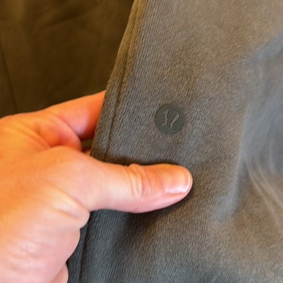 Lululemon scuba joggers - Picture 5 of 5